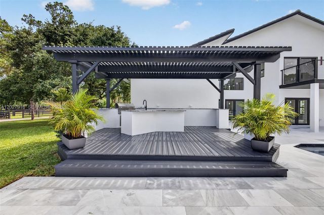 12725 Mallard Creek Drive, Palm Beach Gardens, FL 33418