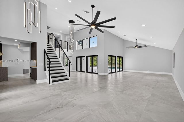 12725 Mallard Creek Drive, Palm Beach Gardens, FL 33418