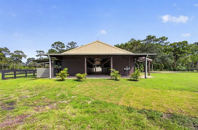 12725 Mallard Creek Drive, Palm Beach Gardens, FL 33418