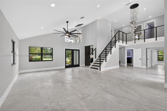 12725 Mallard Creek Drive, Palm Beach Gardens, FL 33418