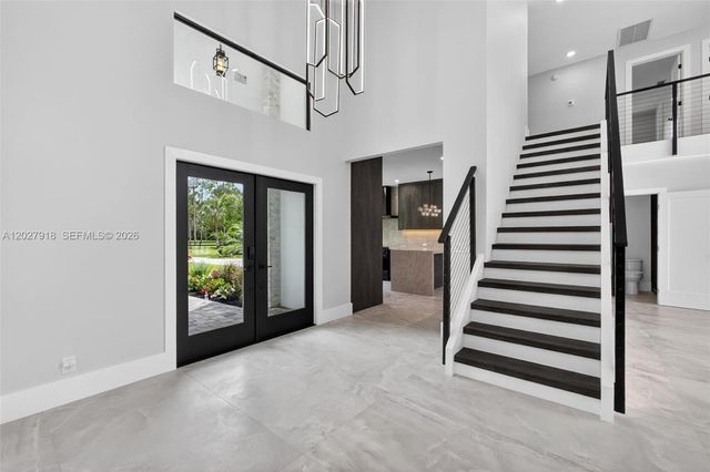 12725 Mallard Creek Drive, Palm Beach Gardens, FL 33418