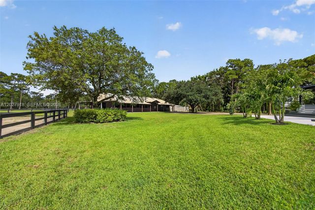 12725 Mallard Creek Drive, Palm Beach Gardens, FL 33418