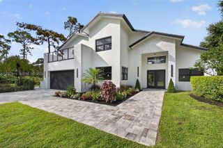 12725 Mallard Creek Drive, Palm Beach Gardens, FL 33418