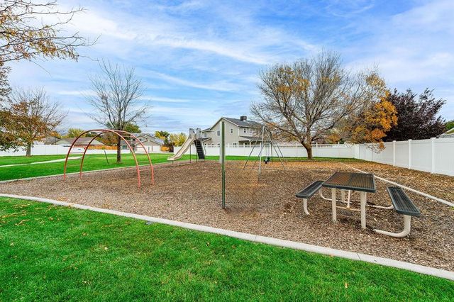 334 W Applewood Drive, Fruita, CO 81521