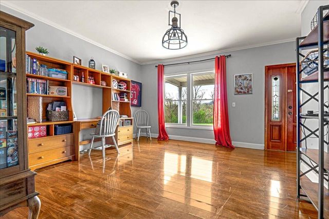 618 S 2nd Street, Williamsburg, KY 40769