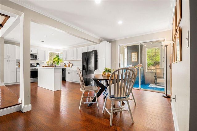 618 S 2nd Street, Williamsburg, KY 40769