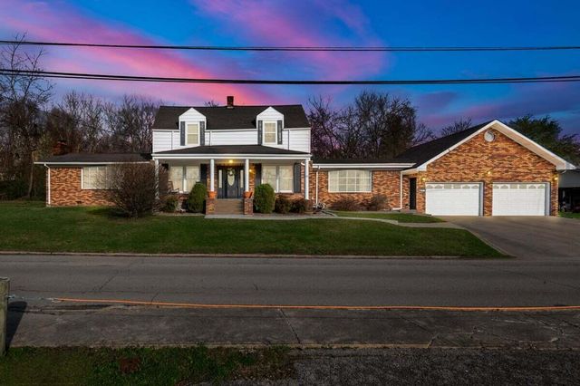 618 S 2nd Street, Williamsburg, KY 40769