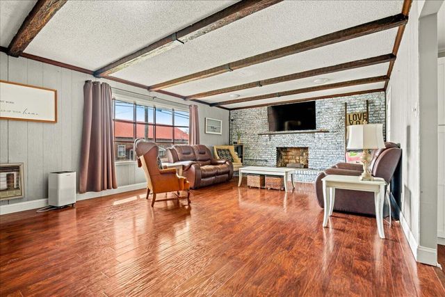 618 S 2nd Street, Williamsburg, KY 40769