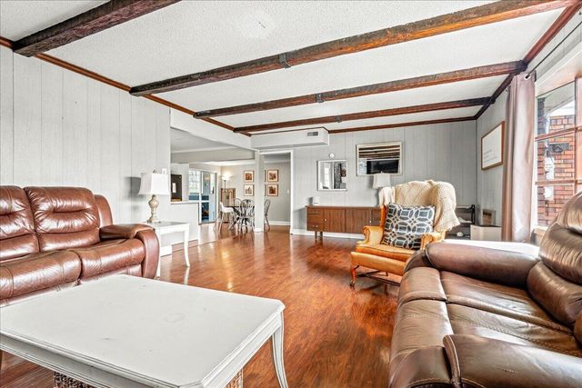 618 S 2nd Street, Williamsburg, KY 40769