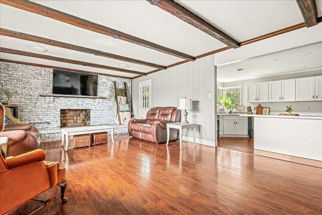 618 S 2nd Street, Williamsburg, KY 40769