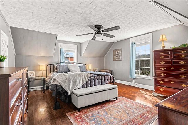 618 S 2nd Street, Williamsburg, KY 40769