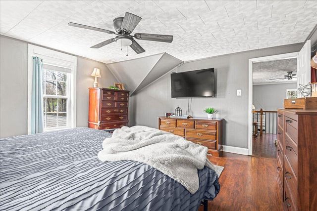 618 S 2nd Street, Williamsburg, KY 40769