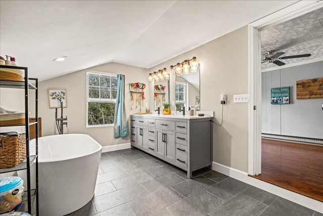 618 S 2nd Street, Williamsburg, KY 40769