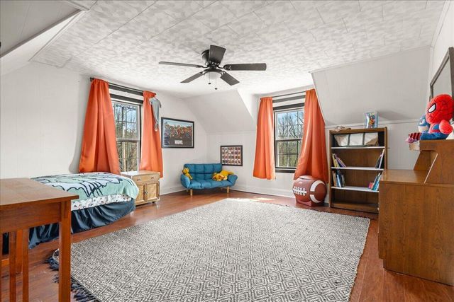 618 S 2nd Street, Williamsburg, KY 40769