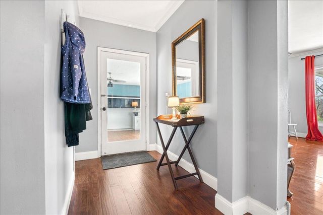 618 S 2nd Street, Williamsburg, KY 40769