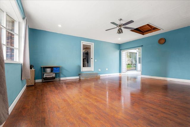 618 S 2nd Street, Williamsburg, KY 40769