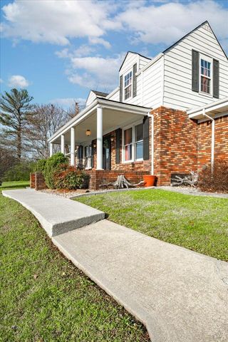 618 S 2nd Street, Williamsburg, KY 40769