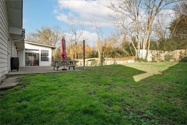 618 S 2nd Street, Williamsburg, KY 40769