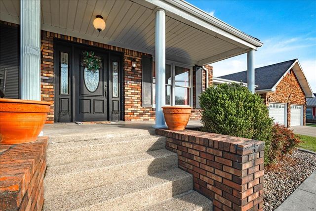 618 S 2nd Street, Williamsburg, KY 40769