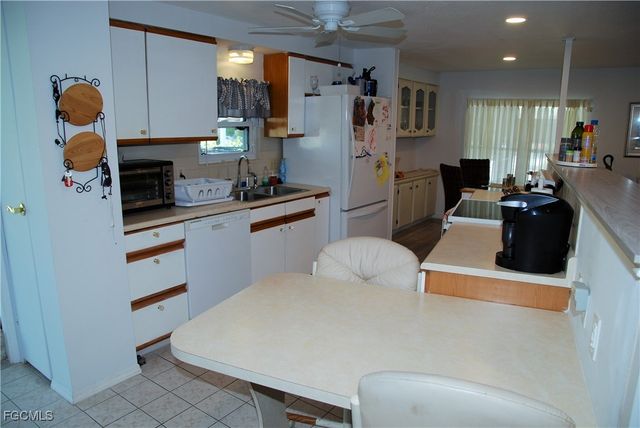 7 Nicklaus BLVD, North Fort Myers, FL 33903