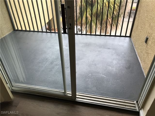 7985 Preserve CIR 1133, Naples, FL 34119