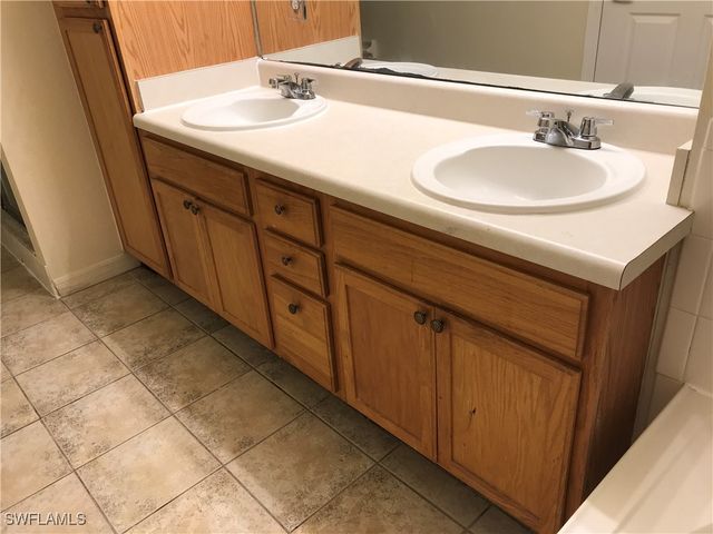 7985 Preserve CIR 1133, Naples, FL 34119