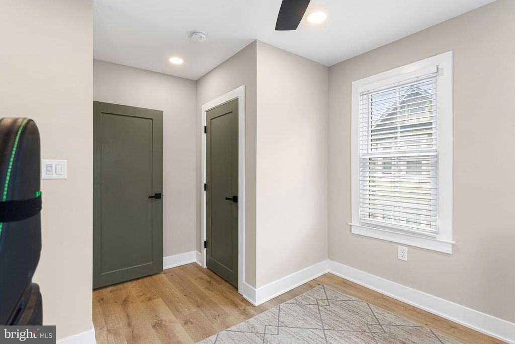 Image 31 of property listing at 1 MAPLE AVE, Haddon Township, NJ 08108