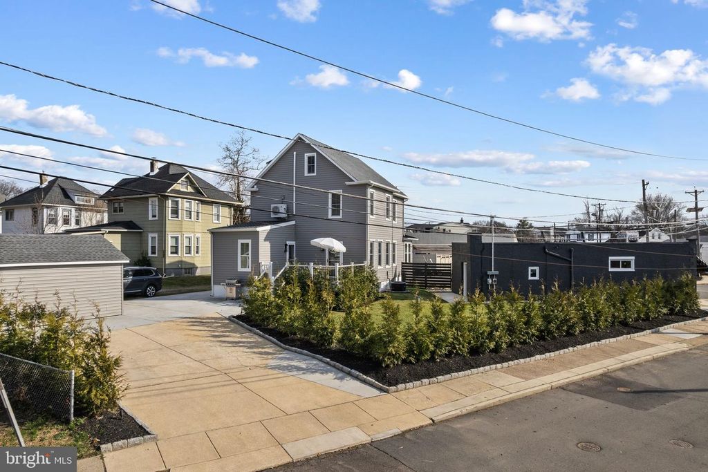 Image 66 of property listing at 1 MAPLE AVE, Haddon Township, NJ 08108