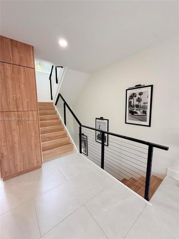 715 SW 4th Ave, Fort Lauderdale, FL 33315