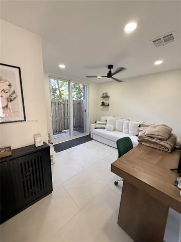 715 SW 4th Ave, Fort Lauderdale, FL 33315