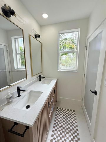 715 SW 4th Ave, Fort Lauderdale, FL 33315