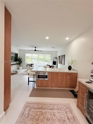 715 SW 4th Ave, Fort Lauderdale, FL 33315