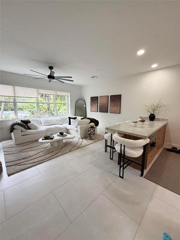 715 SW 4th Ave, Fort Lauderdale, FL 33315