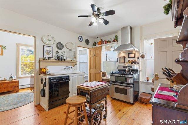 5 South Street, Stonington, CT 06378