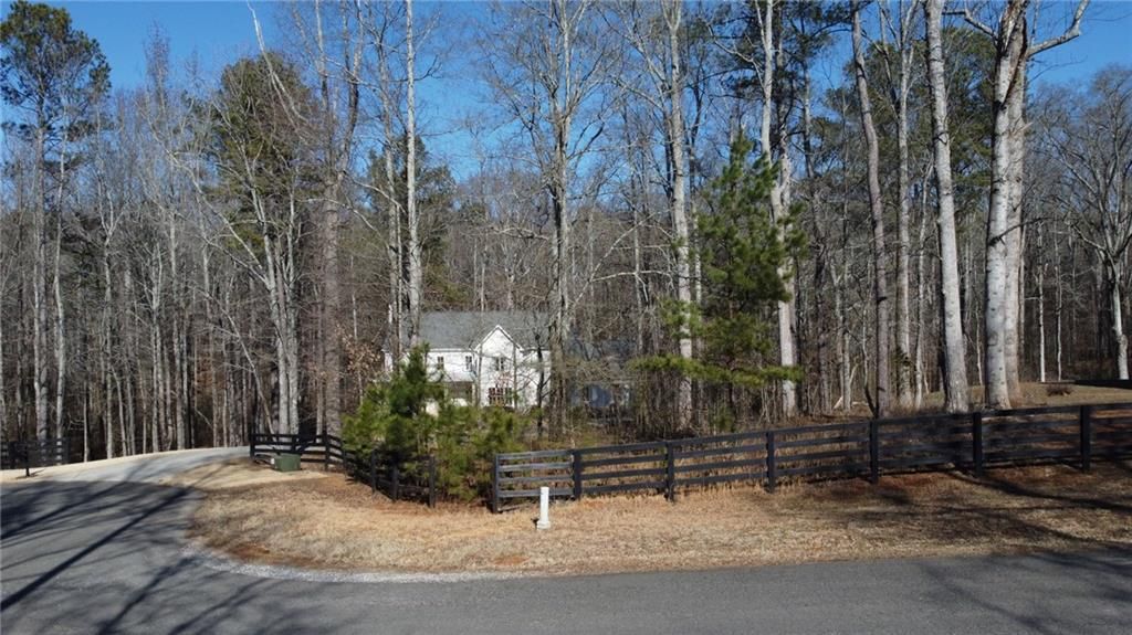 122 Long Shadows Drive, Alpharetta, GA 30004