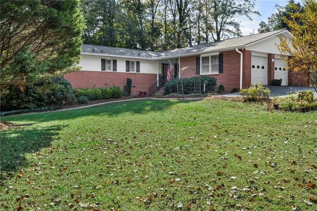 100 Knollwood Lane, Cumming, GA 30040