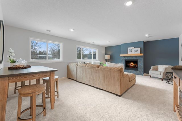 14340 Alder Way, Rosemount, MN 55068
