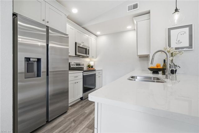 1105 Ginger Ridge CT, Virginia Beach, VA 23462