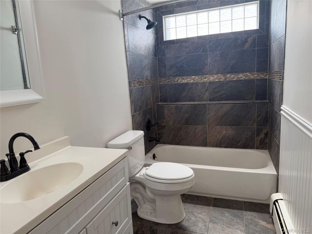 226 Woodycrest Drive, Holtsville, NY 11742