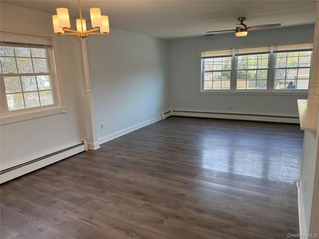 226 Woodycrest Drive, Holtsville, NY 11742