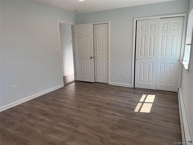 226 Woodycrest Drive, Holtsville, NY 11742