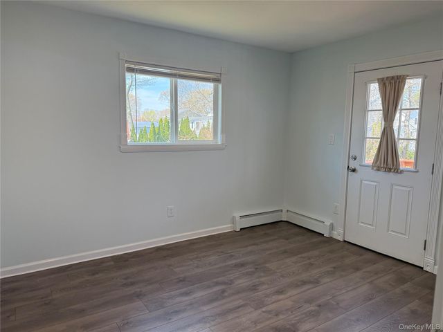 226 Woodycrest Drive, Holtsville, NY 11742
