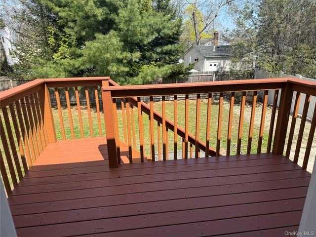 226 Woodycrest Drive, Holtsville, NY 11742