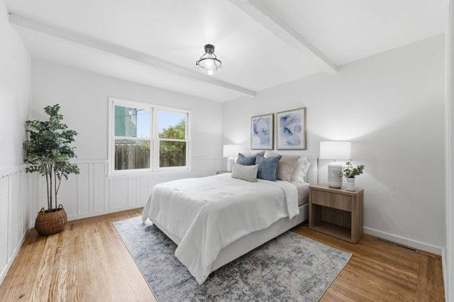 884 Cordilleras Avenue, San Carlos, CA 94070