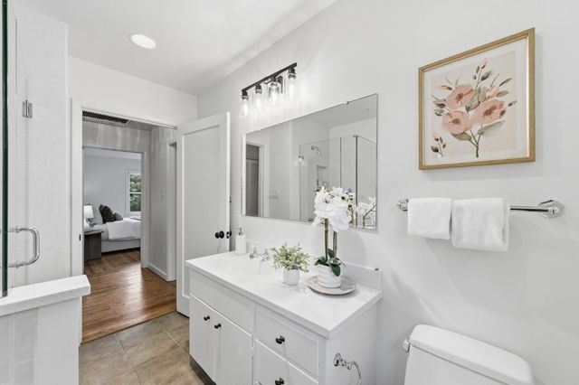 884 Cordilleras Avenue, San Carlos, CA 94070