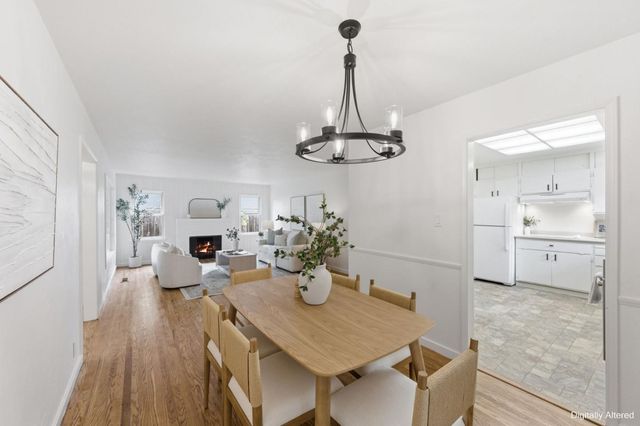 884 Cordilleras Avenue, San Carlos, CA 94070