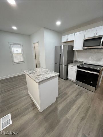 4885 E 107th Street, Garfield Heights, OH 44125