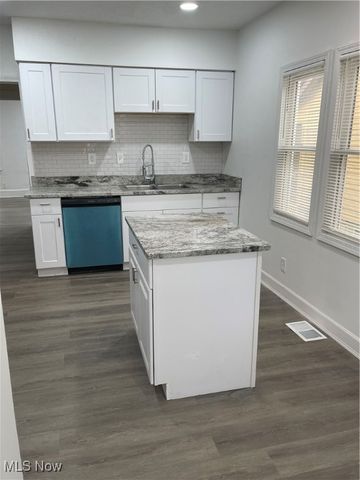 4885 E 107th Street, Garfield Heights, OH 44125