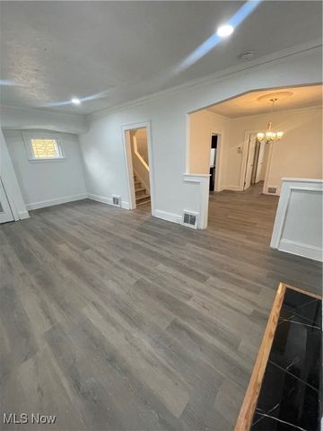 4885 E 107th Street, Garfield Heights, OH 44125