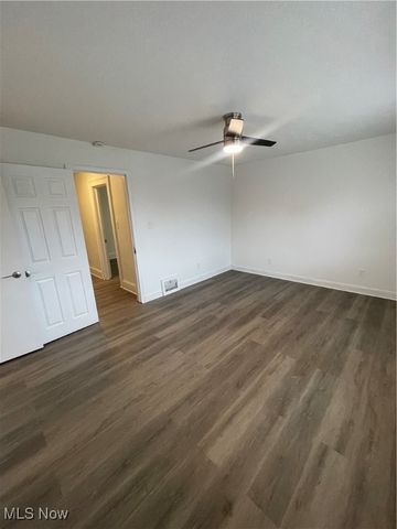 4885 E 107th Street, Garfield Heights, OH 44125